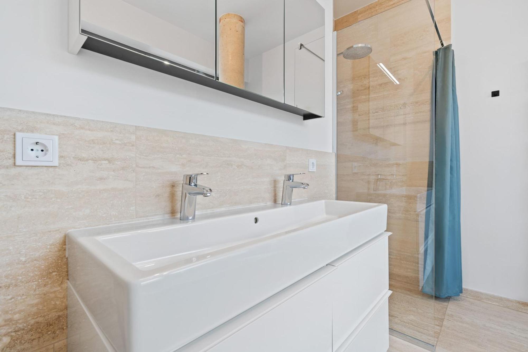 Apartamento Elegant 2Br With Balcony In Heart Of Luxemburgo Exterior foto